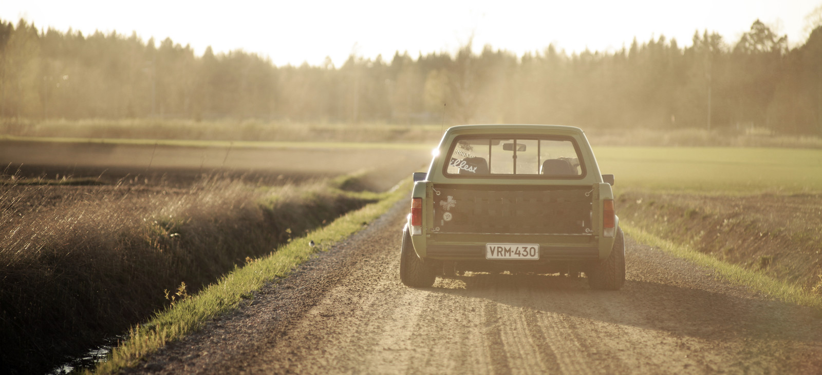 la carretera, sombra, el sol, espalda, Volkswagen, rueda, Caddie