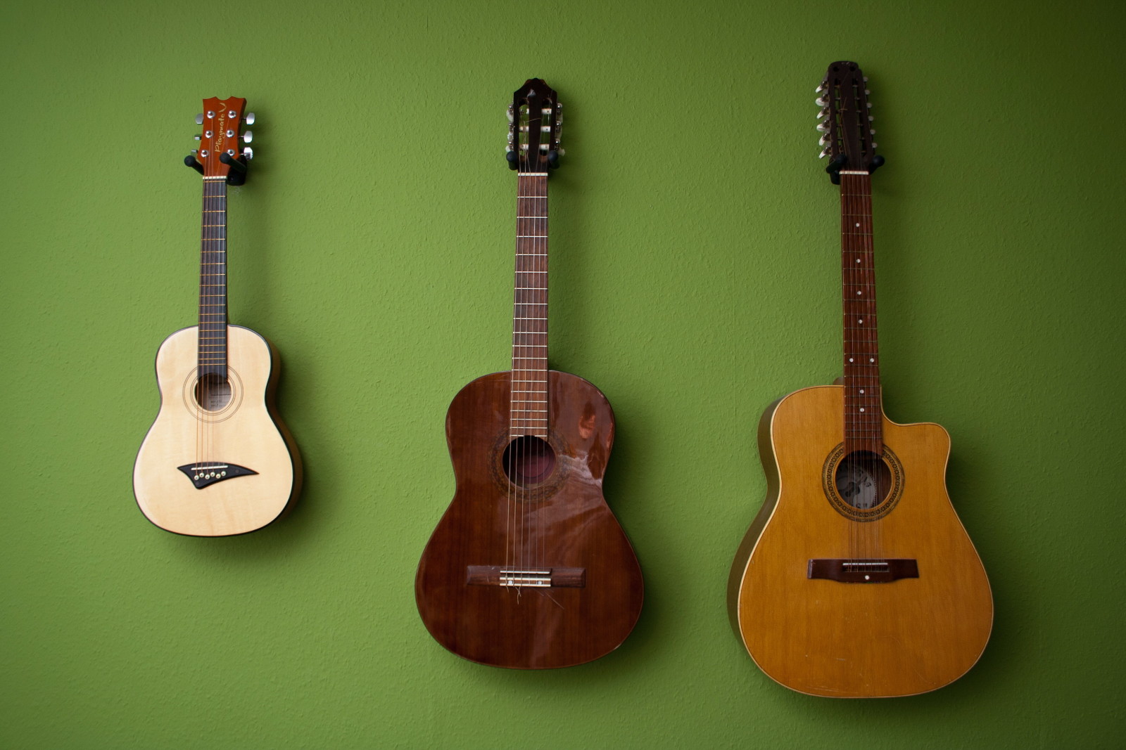 antecedentes, pared, guitarra