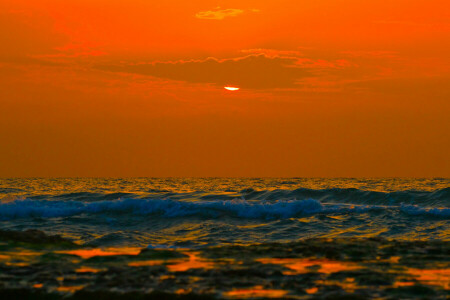 clouds, horizon, sea, sunset, the sky, wave