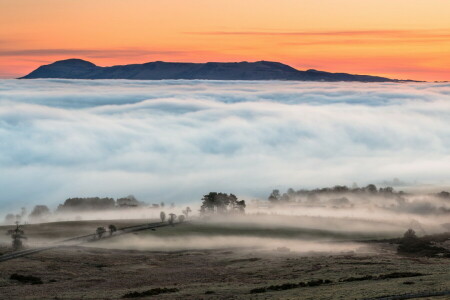 nebbia, Loch Leven, Alba