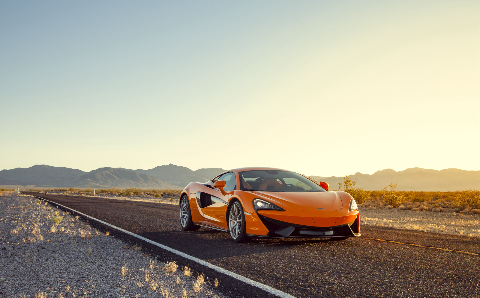 двухместная карета, McLaren, 570S, 2015