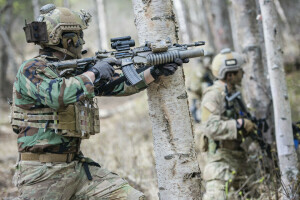 Alaska Air National Guard, Soldiers, weapons