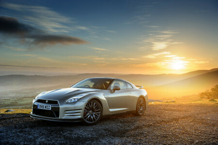 2015, 45e anniversaire, GT-R, Nissan, R35, UK-spec