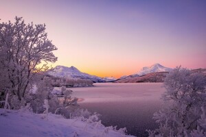 lago, montañas, Noruega, SOR-Trondelag, Lago Stor Vann, Lago Storvann, Sør-Trøndelag, Las montañas escandinavas