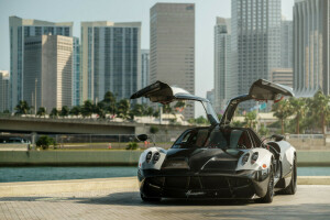 Huayr til Pagani, Pagani, byen, Til huayr