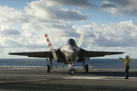 Bombardeo, cubierta, F-35C, Combatiente