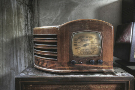 House of Music, radio, receiver