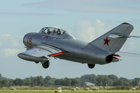 Combattente, volo, sovietico, Il MiG-15