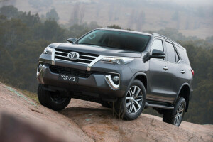 2015, Fortuner, toyota