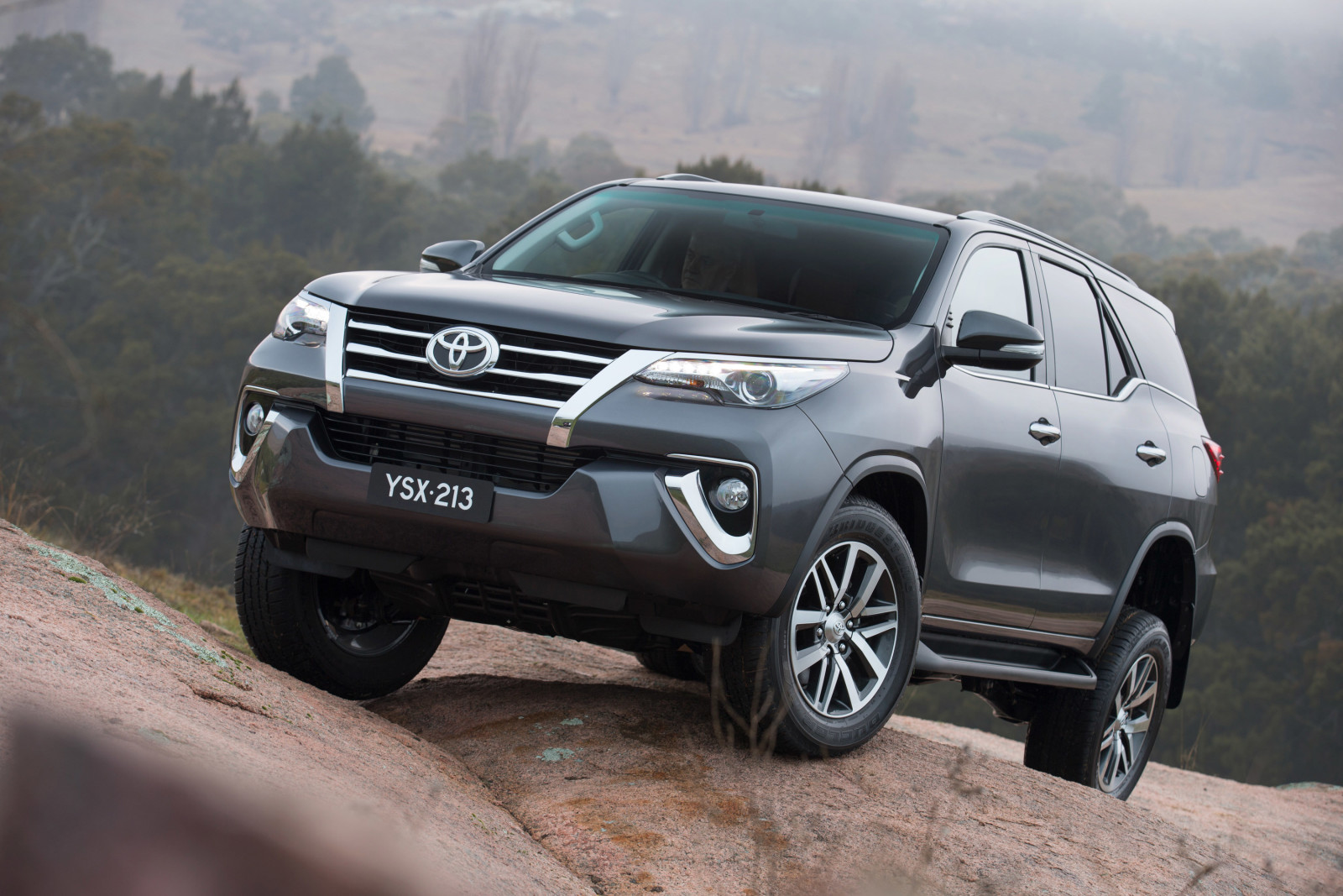 Toyota, 2015 r, Fortuner