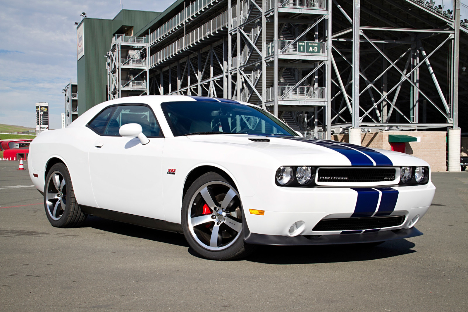 Dodge, Desafiador, 2011, SRT8