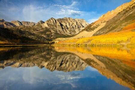 otoño, nubes, bosque, lago, montañas, el cielo