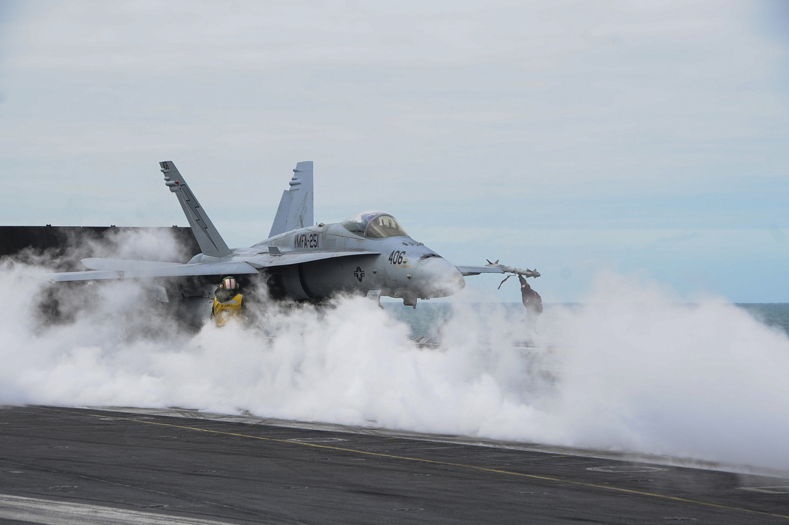 Harcos, Az emelkedés, fedélzet, Többcélú, FA-18C Hornet