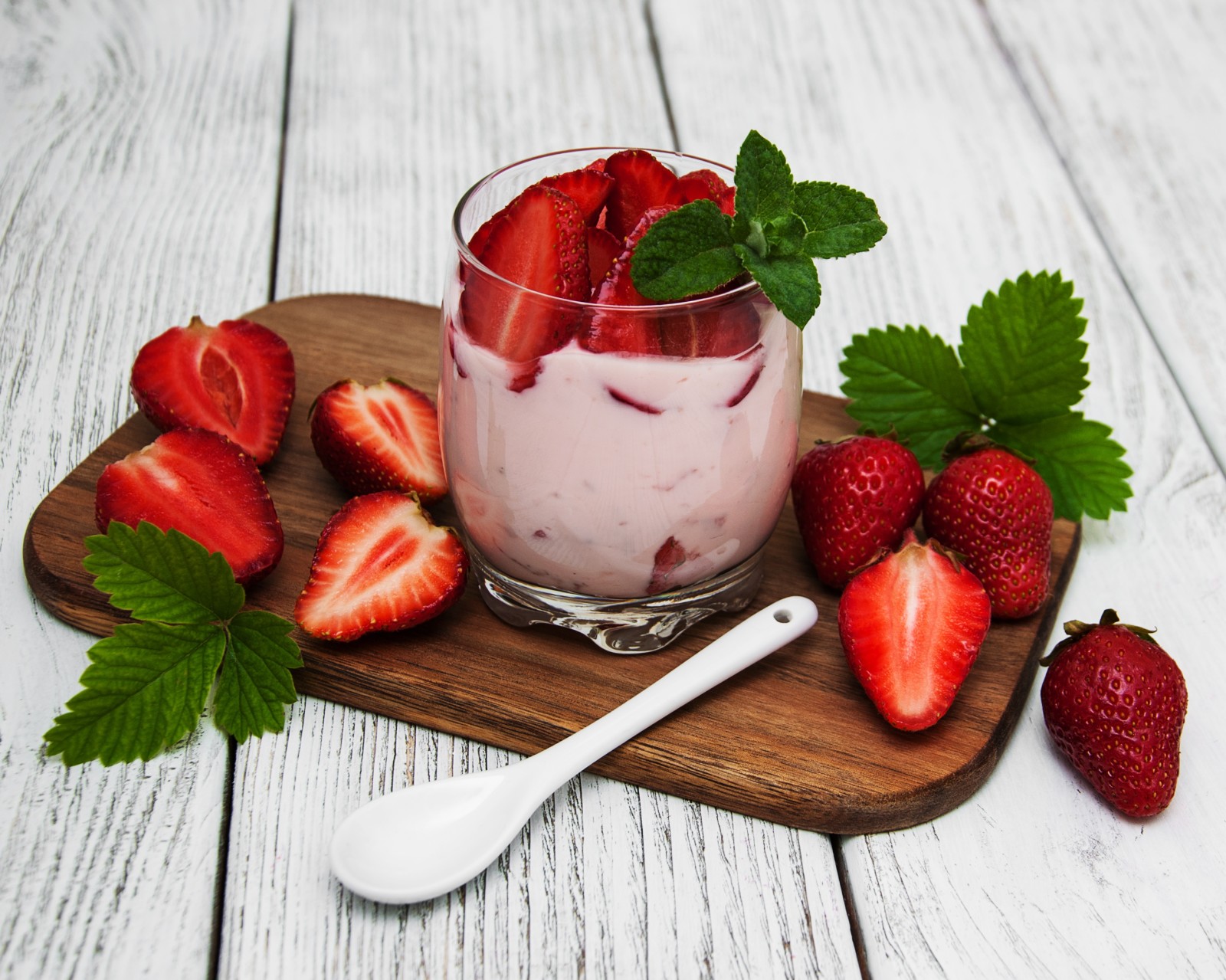 bord, glass, frokost, bær, yoghurt, jordbær, skjærefjøl