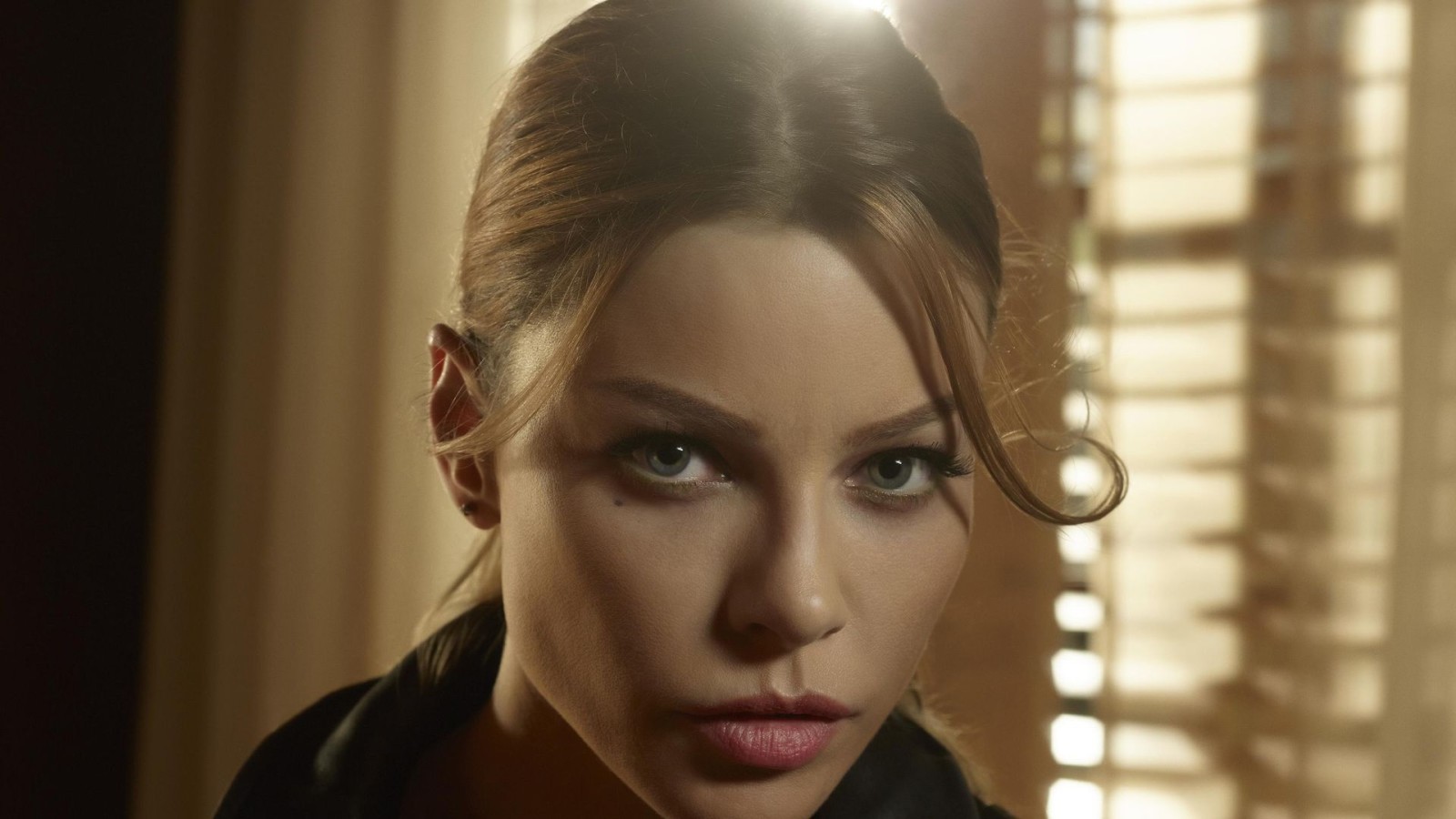 Mira, actitud, maquillaje, pelo, Actriz, las series, Lucifer, Lauren German