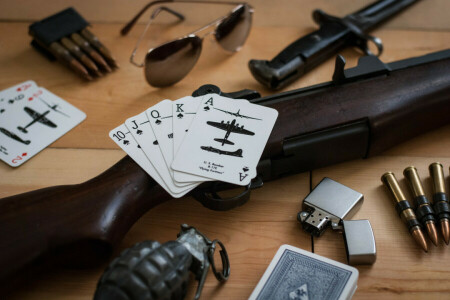 card, glasses, knife, Lighter, M1 Garand, pineapple