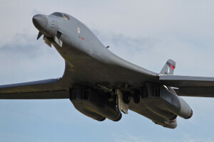 B-1B, Bombardier, Lancier