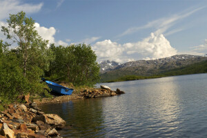 Boote, Küste, Hansnes, See, Berge, Natur, Norwegen, Foto