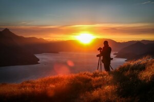 nubes, colina, lago, montañas, fotógrafo, puesta de sol, el sol