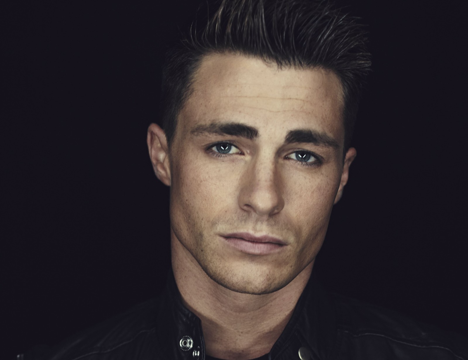 portrét, herec, Colton Haynes