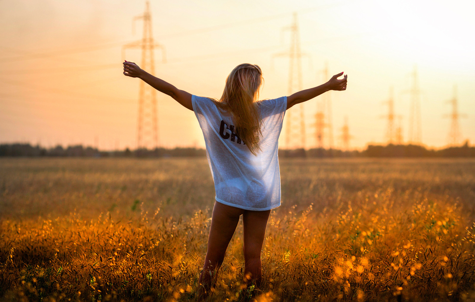 verano, niña, campo, líneas eléctricas, Libertad, Amo la electricidad