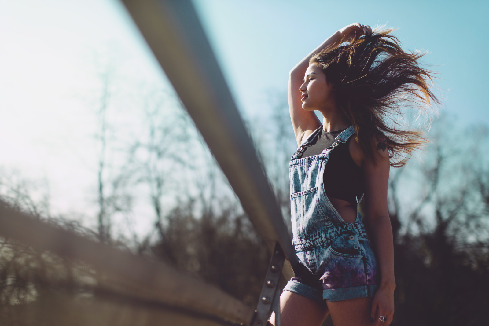 fille, Pont, cheveux, photographe, garde-corps, combinaison, le vent, David Olkarny