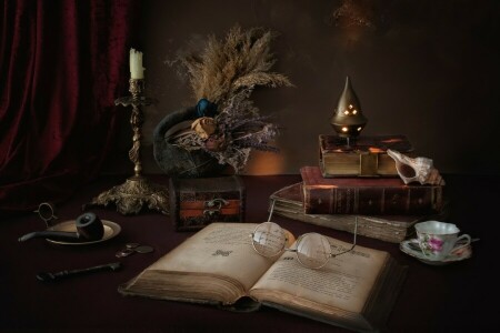 books, box, candle, coins, Cup, glasses, key, shell