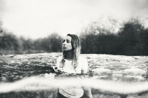 Amy Spanos, pesce, ragazza, acqua