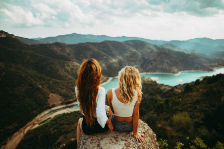 muchachas, naturaleza, panorama, sentado