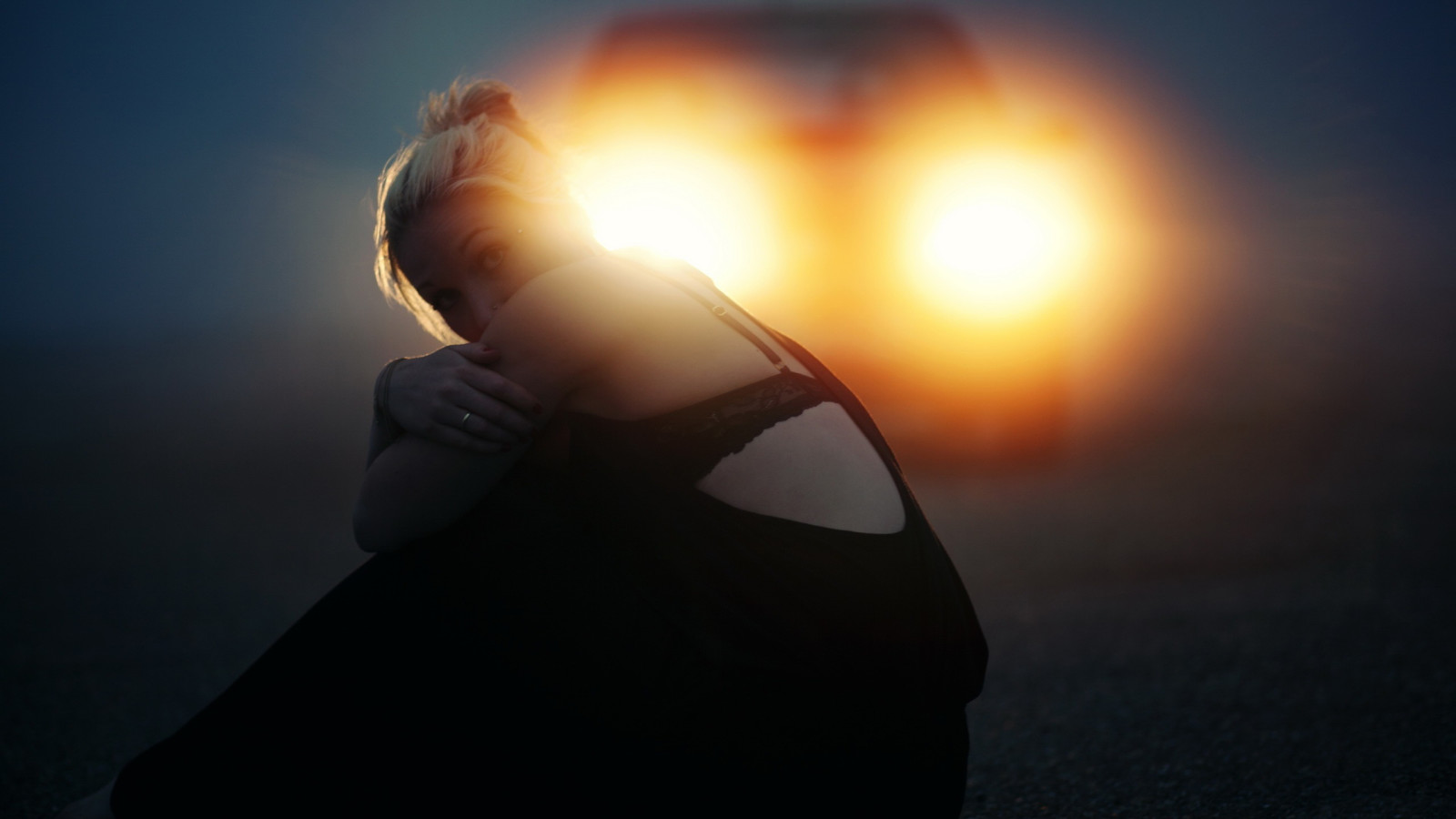 look, girl, blonde, road, lights, night, dress