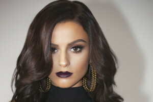 brunette, Cher Lloyd, singer