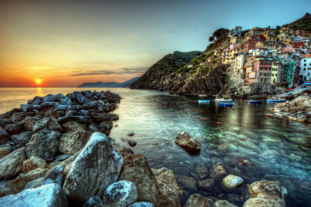 boats, Cinque Terre, home, Italy, rocks, sea, shore, stones