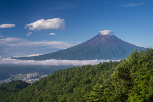 nubes, Fuji, Japón, paisaje, Montaña, el cielo, arboles