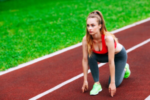 atlet, blondă, pose, a face exerciții fizice