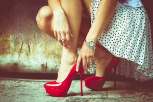 hands, heels, legs