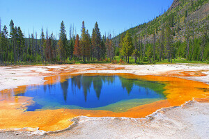 jesień, gejzer, jezioro, góry, niebo, drzewa, USA, Narodowy Park Yellowstone