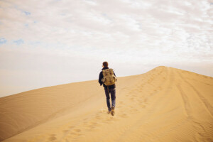 Rucksack, Wüste, Kerl, ist, Sand