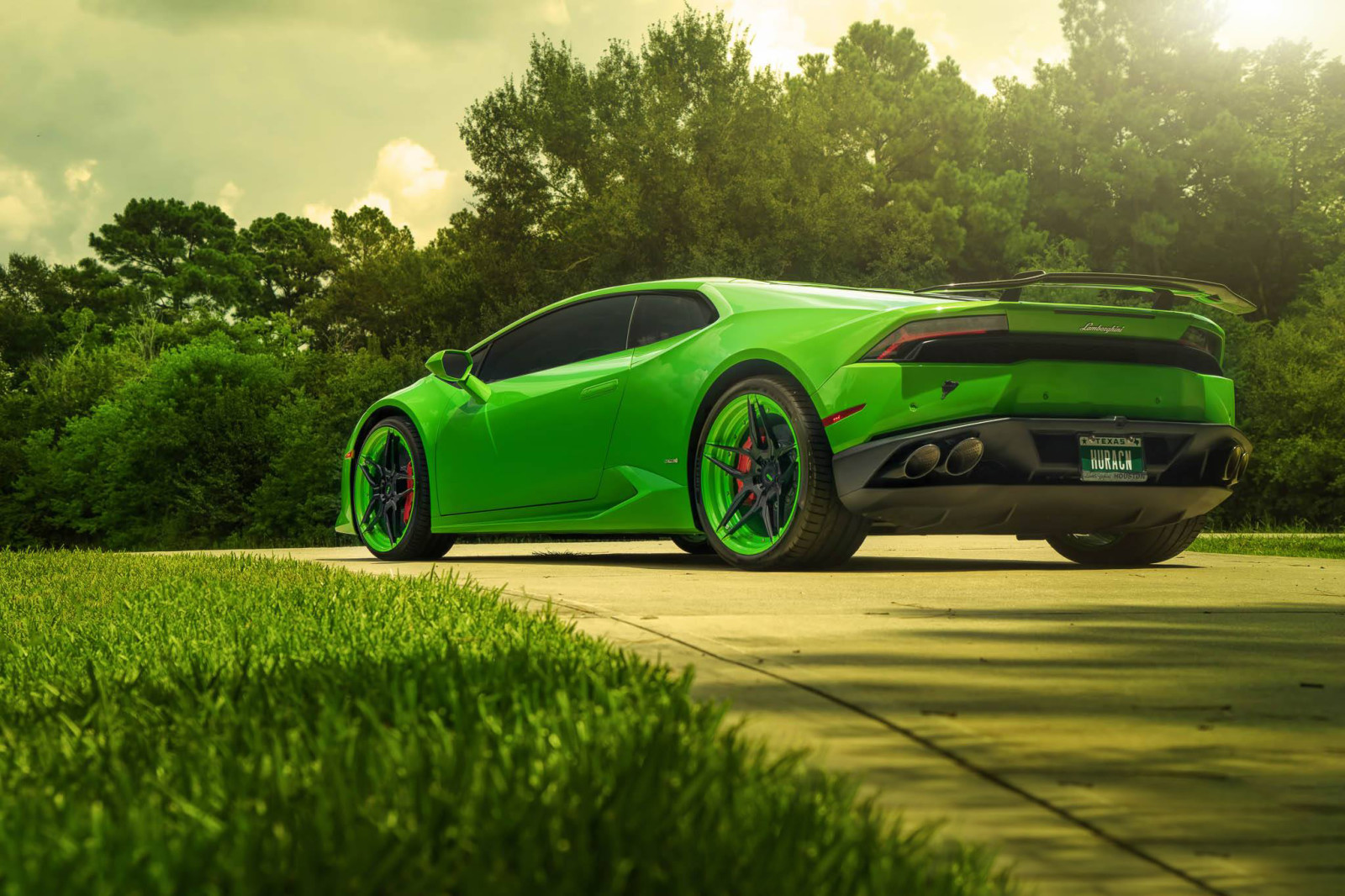 Lamborghini, superdeportivo, color, verde, Huracan, ruedas, Posterior, Adv.1