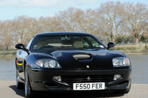 Preto, Ferrari 550, vista frontal, árvores