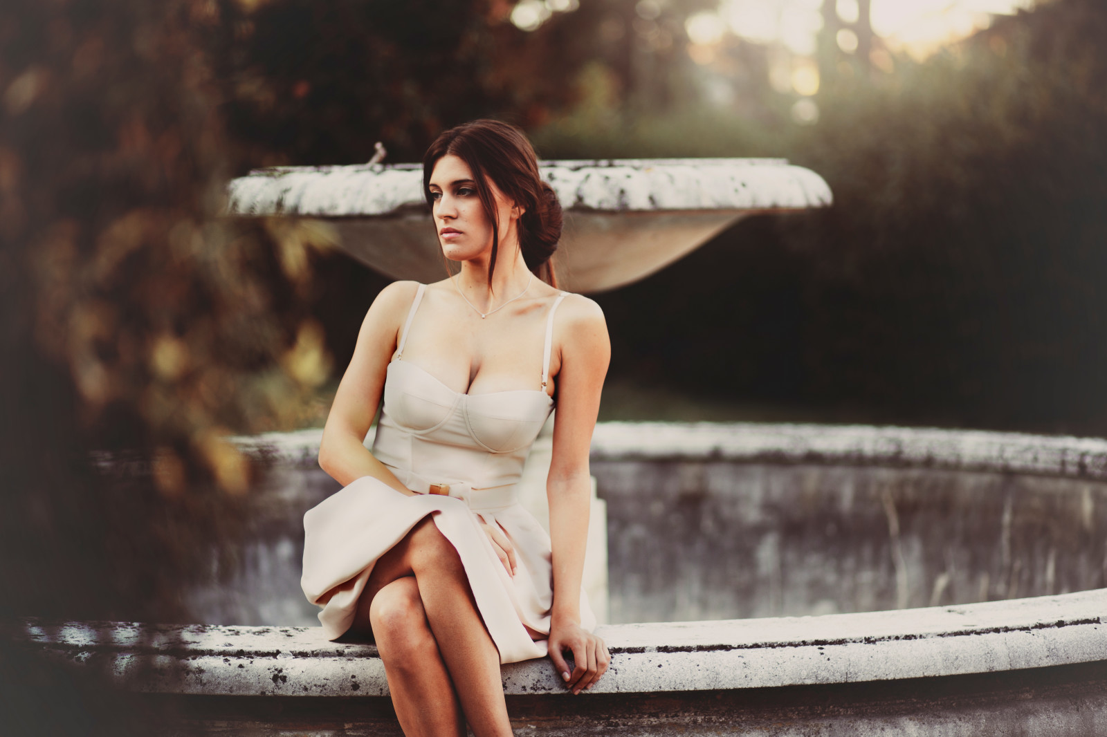 girl, brown hair, fountain, curl