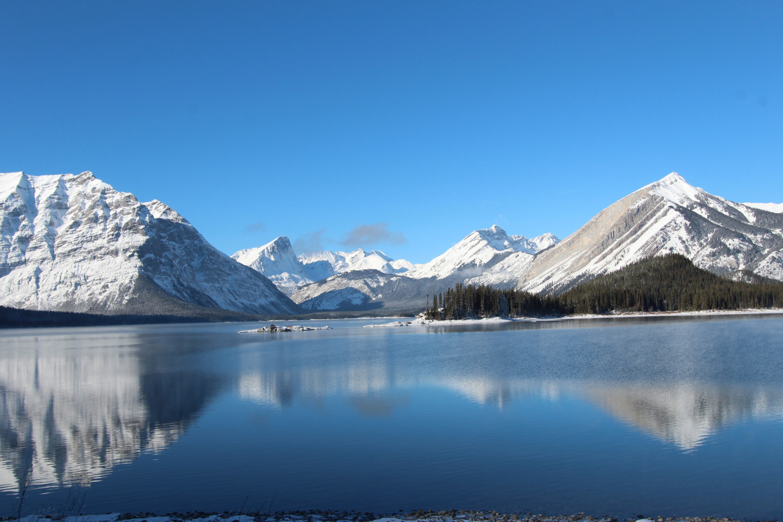 nieve, el cielo, lago, invierno, arboles, isla, montañas