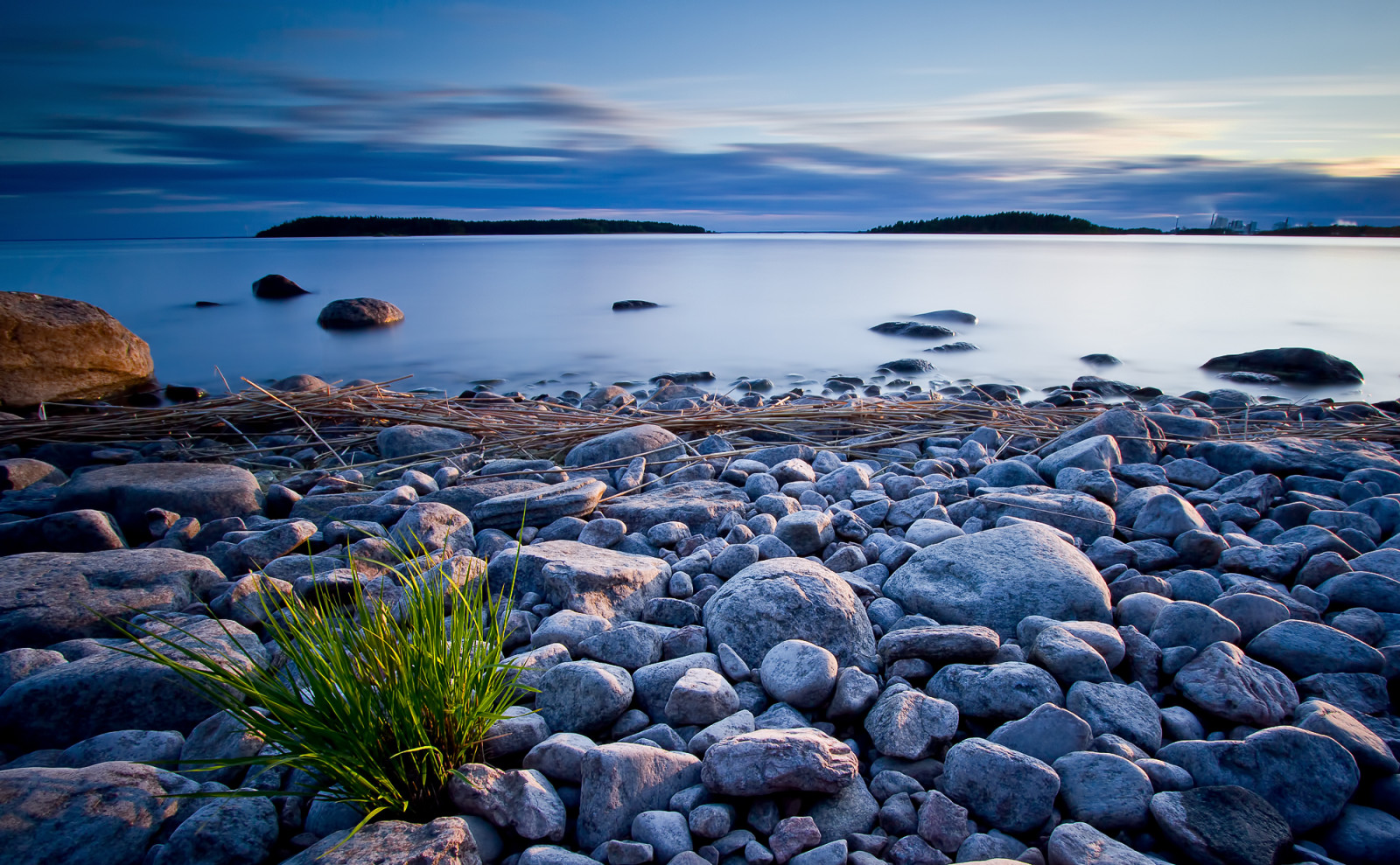 taivas, ilta, järvi, ranta, kivet, pilviä