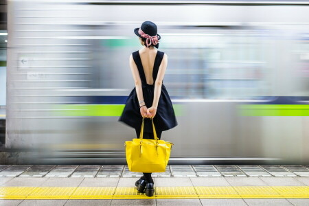 Contexte, fille, train