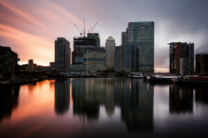 Canary Wharf, Anglie, Londýn, západ slunce, soumrak