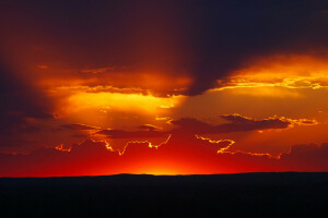 nuvens, montanhas, Céu laranja, pôr do sol, o sol