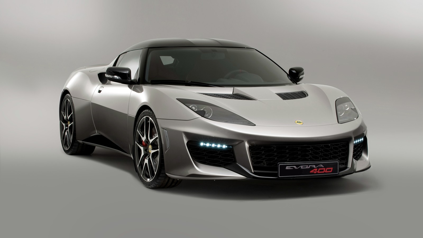 superbil, Lotus, Evora, 2015, 400