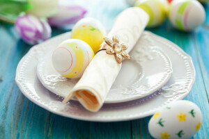 Pascua de Resurrección, huevos, flores, fiesta, servilleta, platos, mesa, tulipanes