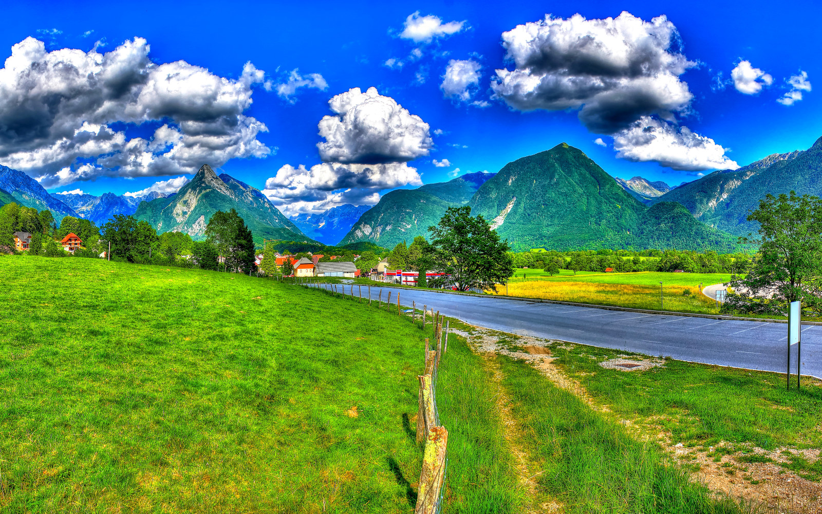 gras, weg, bomen, veld-, wolken, bergen, huis, HDR