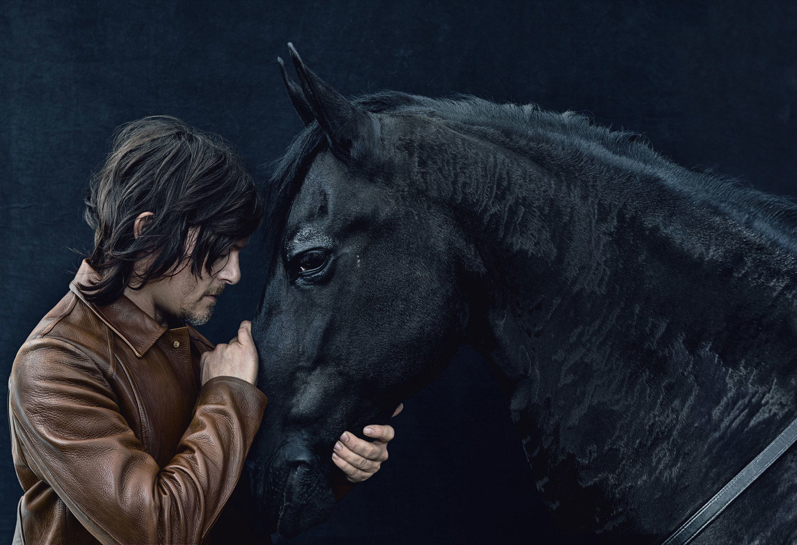 negro, caballo, actor, foto, chaqueta, Norman Reedus, Mark Seliger, Detalles