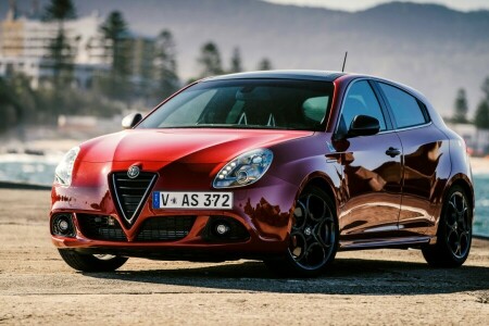 2015, 940, Alfa Romeo, AU-Spec, Four-leaf clover, Juliet, Verde